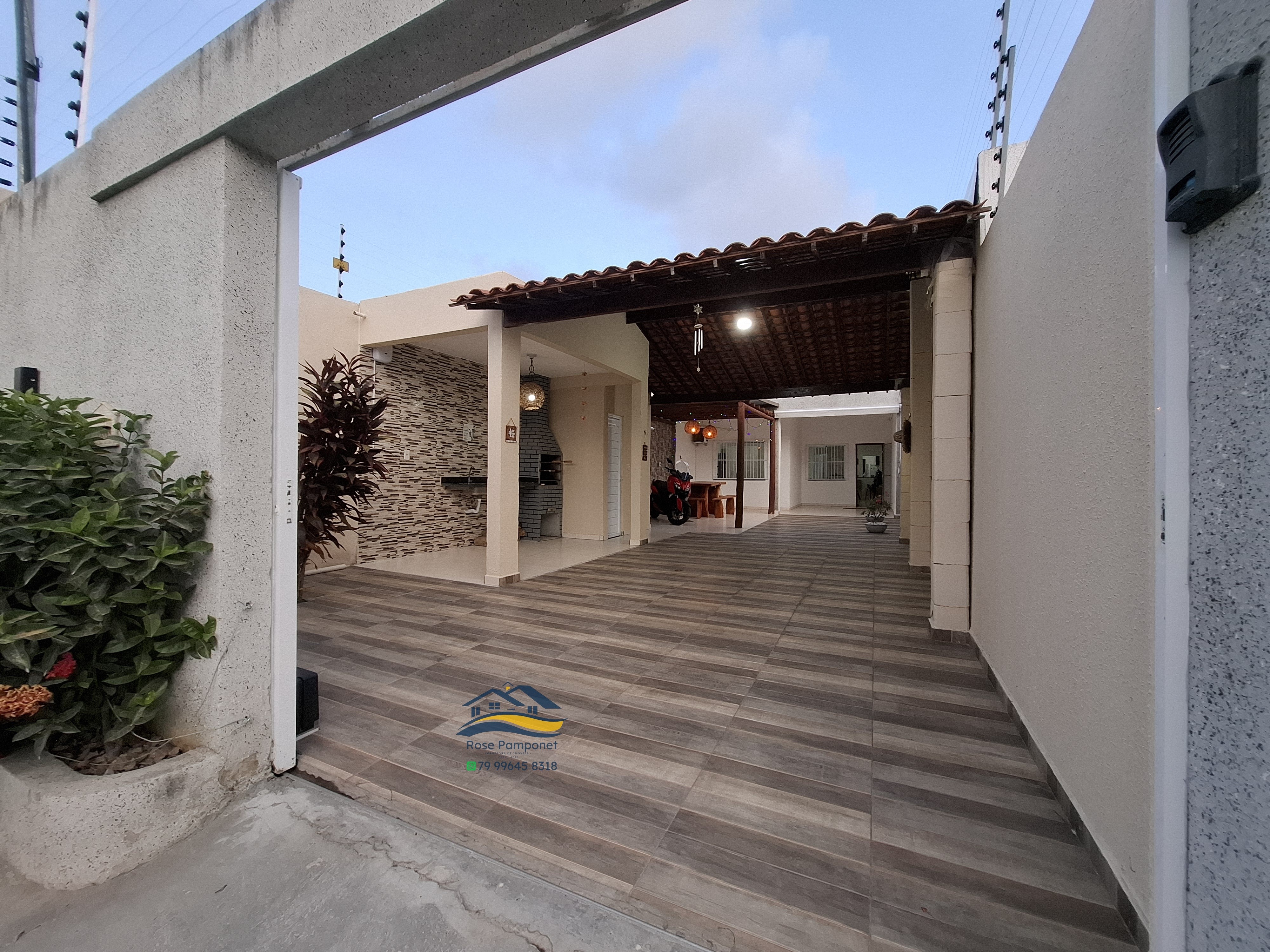 Casa, 3 quartos, 210 m² - Foto 1