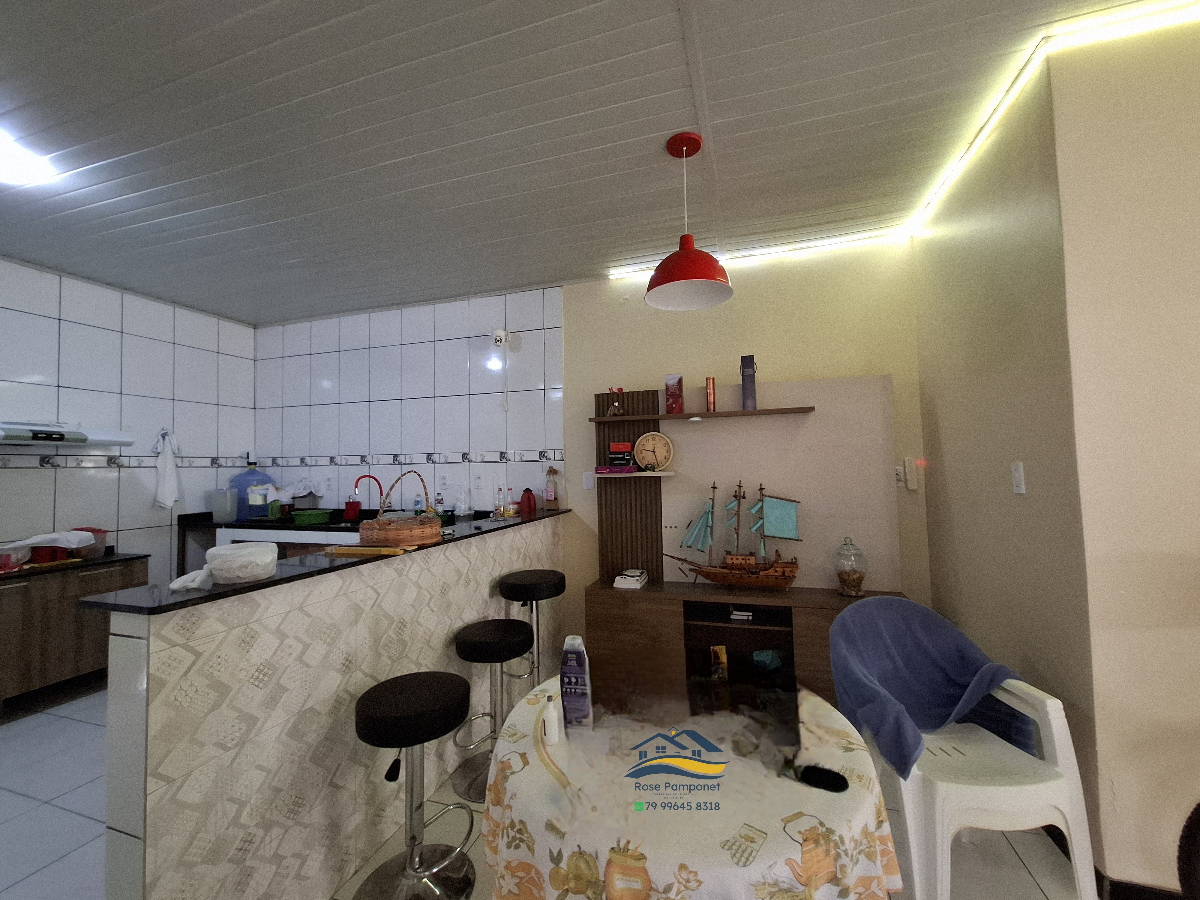 Casa á venda na aruana com 3 quartos