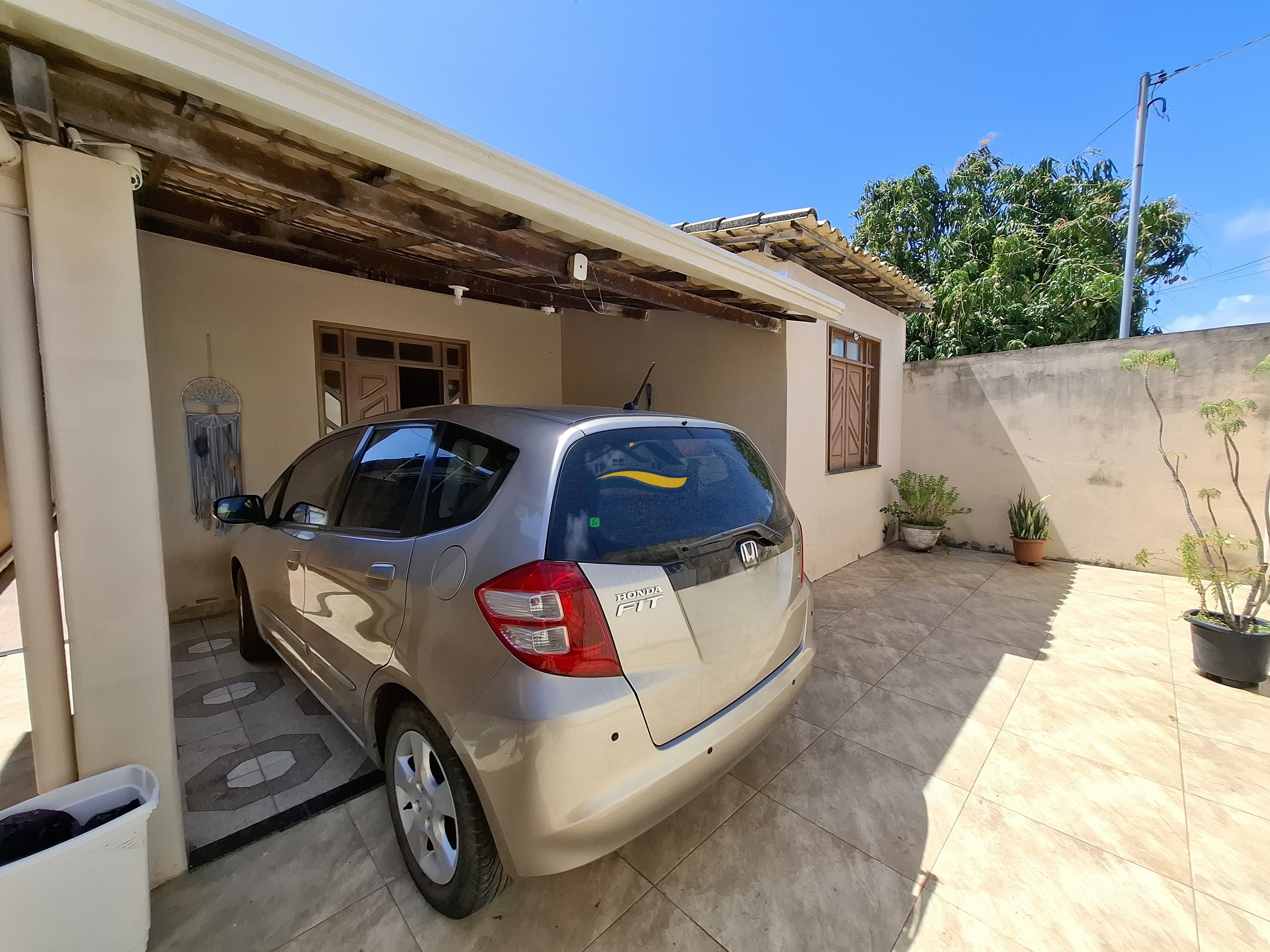 Casa á venda na aruana com 3 quartos