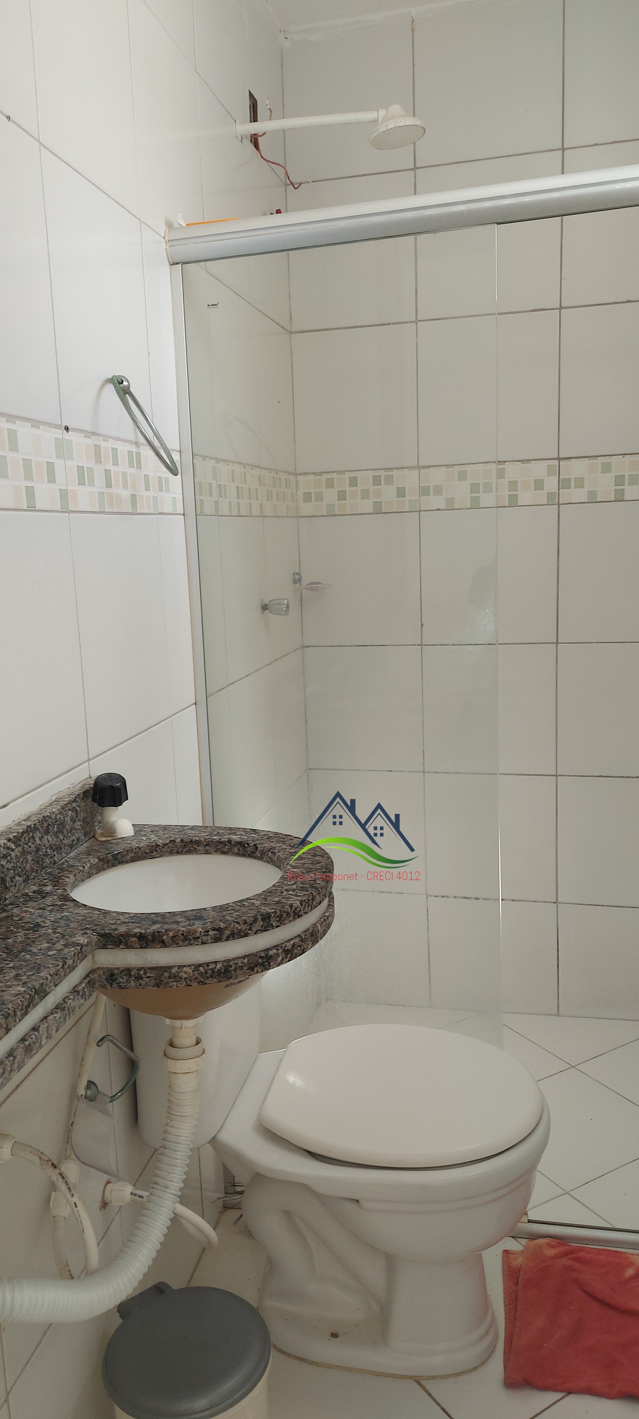 Casa em condomínio na Aruana
