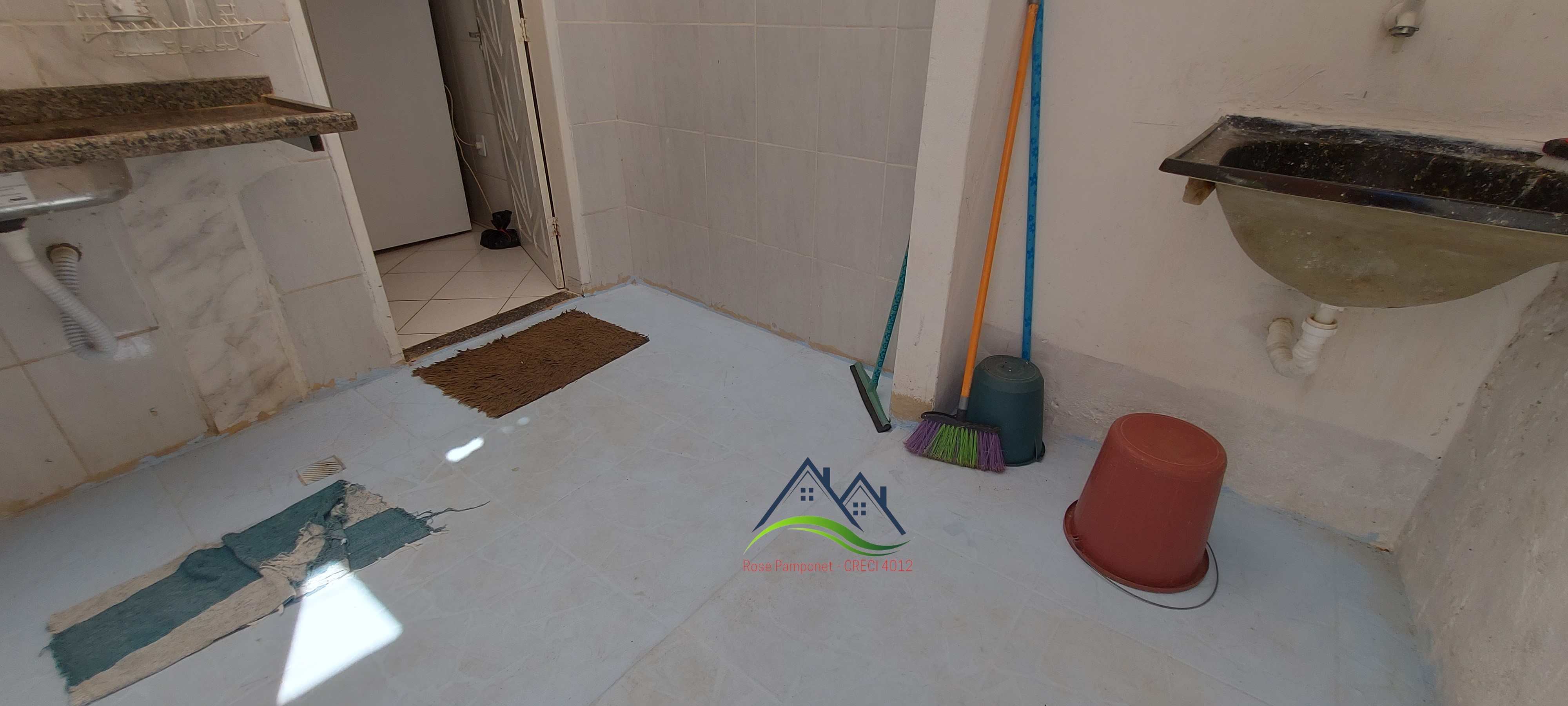 Casa em condomínio na aruana