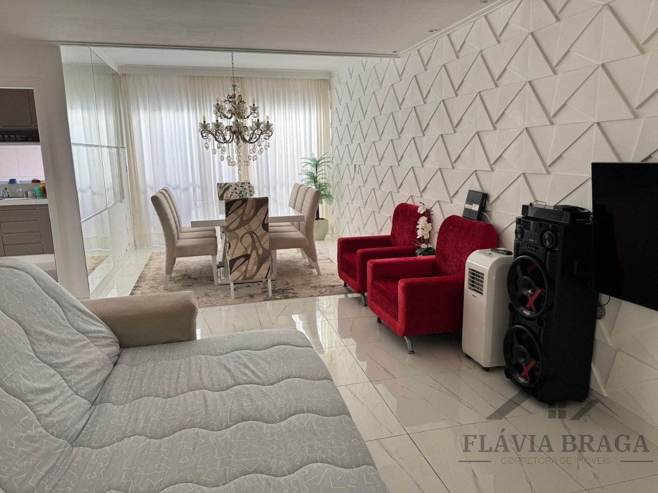 Casa, 4 quartos, 186 m² - Foto 2