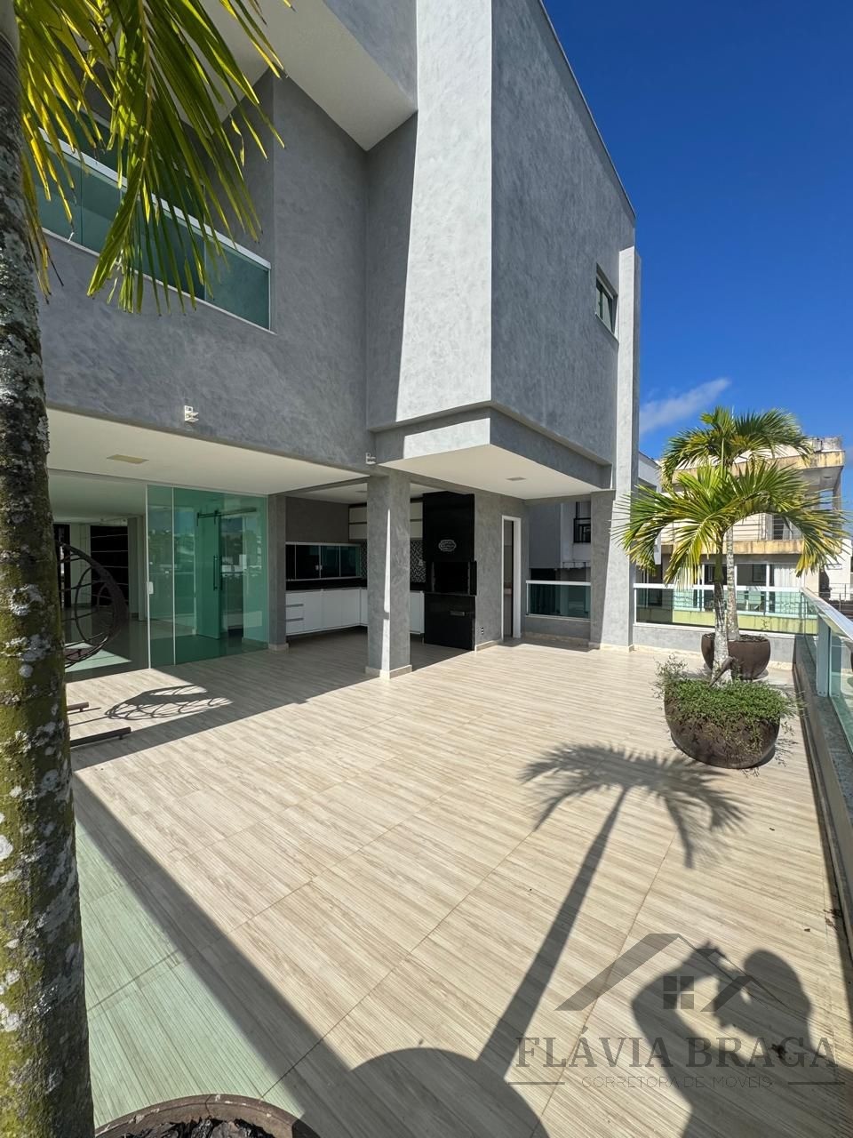 Casa, 5 quartos, 350 m² - Foto 1