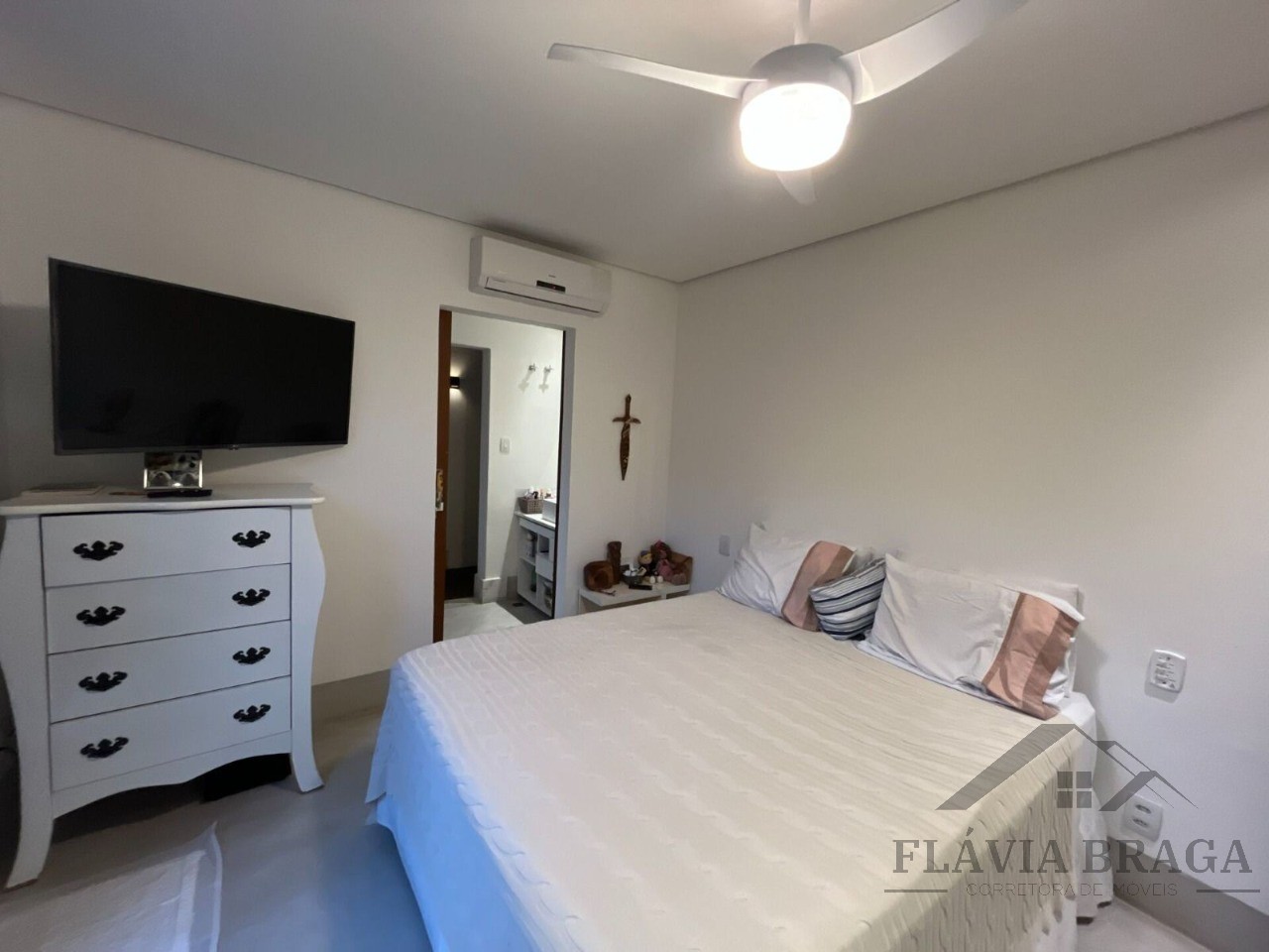 Casa, 5 quartos, 240 m² - Foto 19