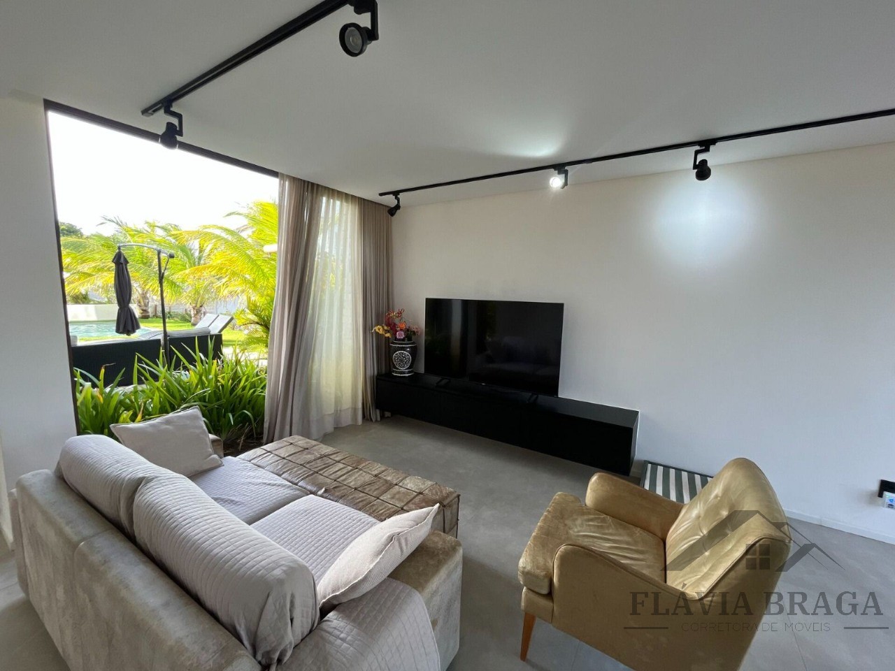 Casa, 4 quartos, 298 m² - Foto 2