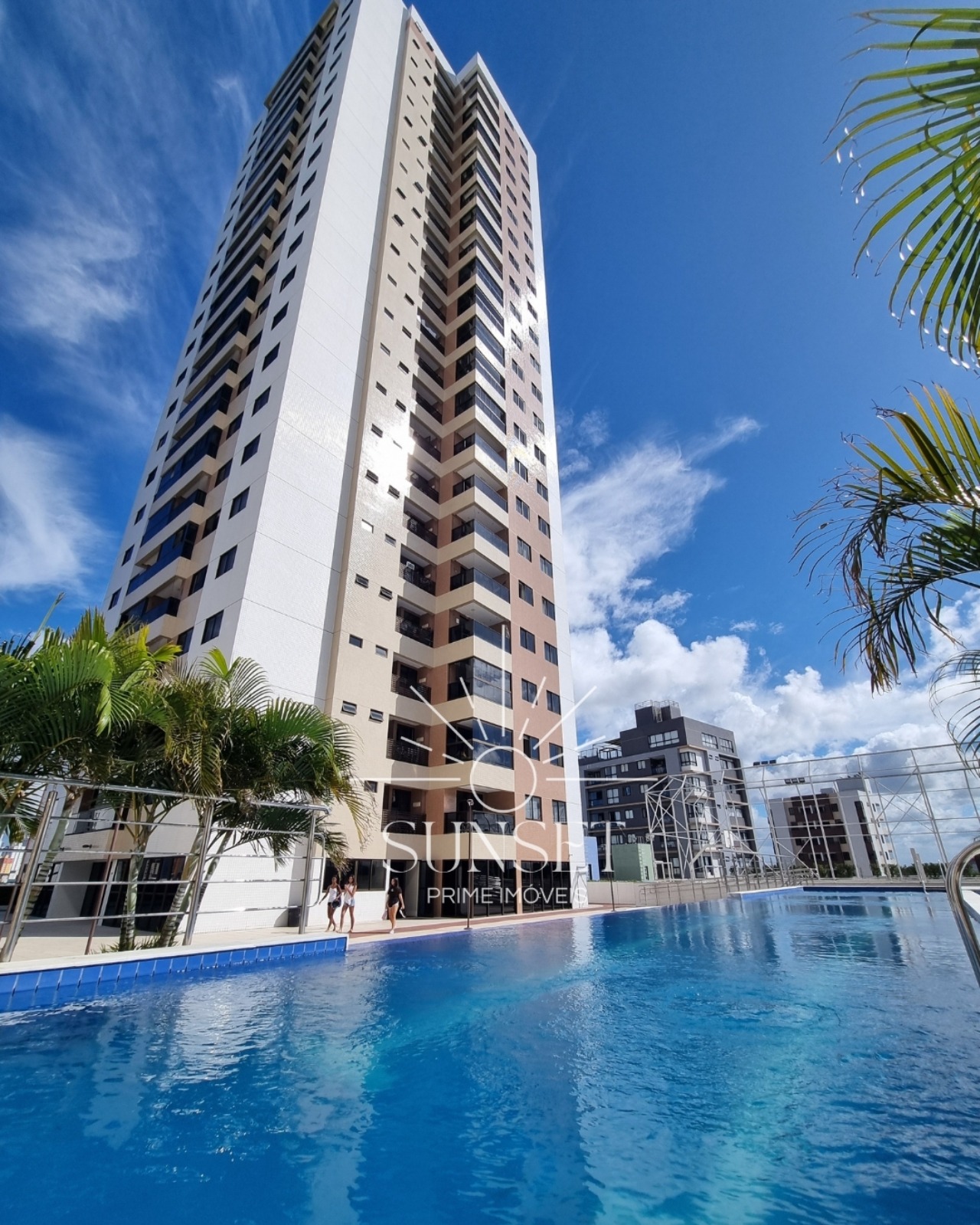 Apartamento à venda com 3 quartos, 89m² - Foto 1