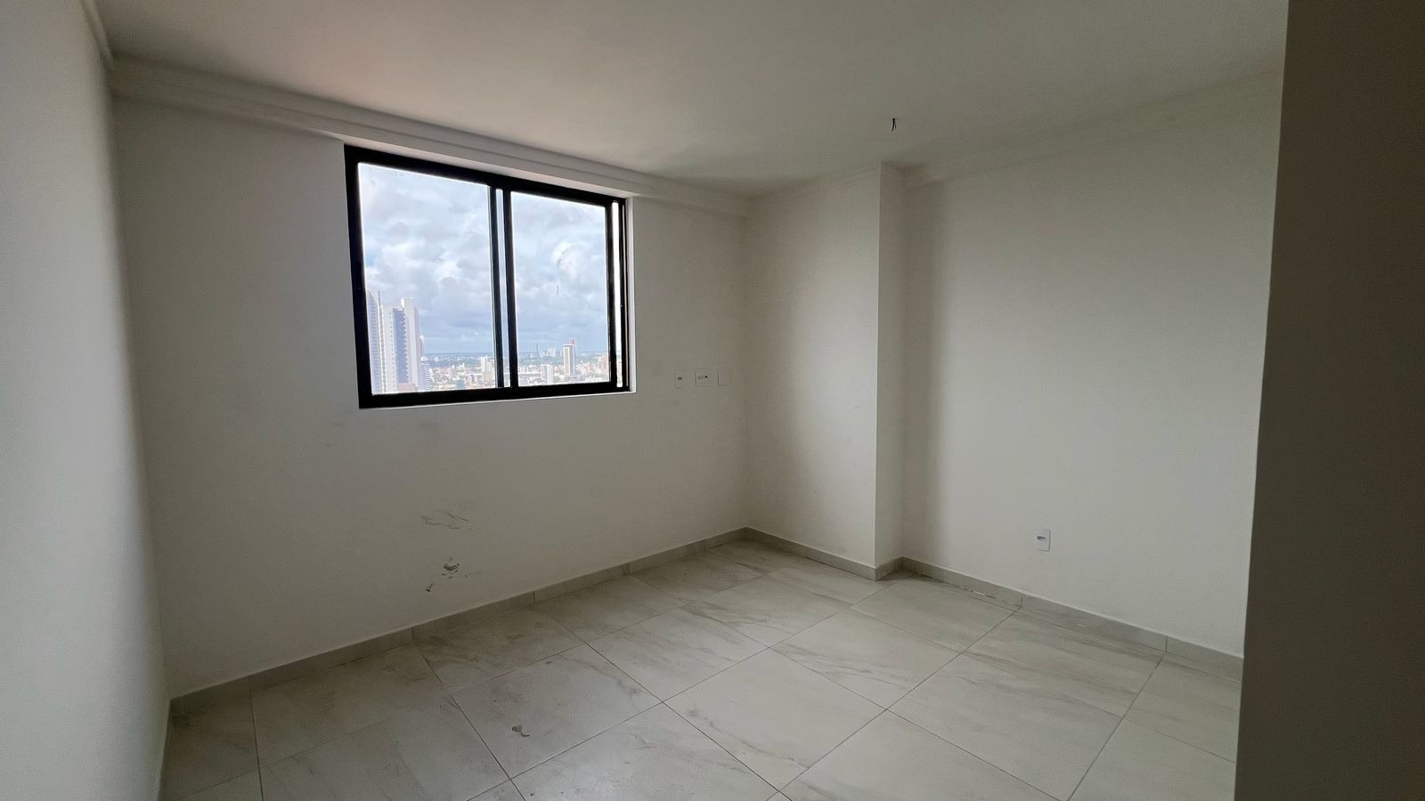 Apartamento à venda com 3 quartos, 76m² - Foto 14