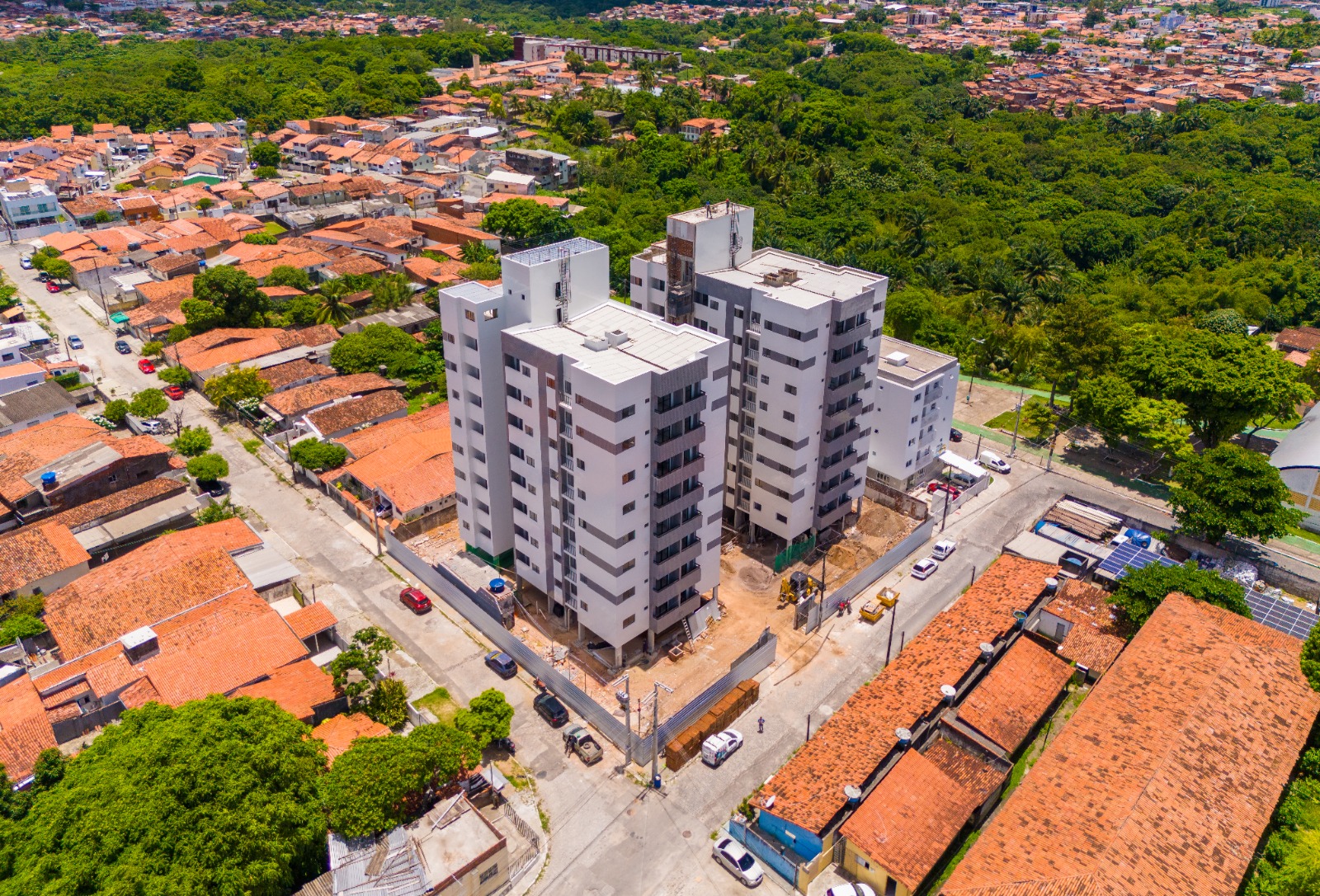 Apartamento à venda com 2 quartos, 46m² - Foto 25