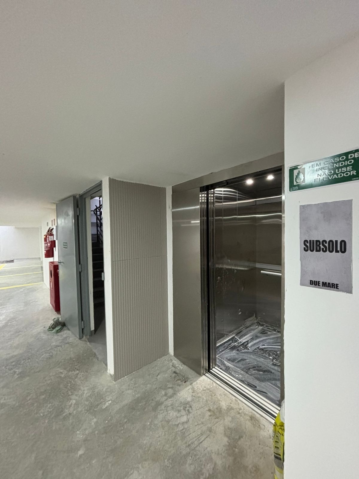 Apartamento à venda com 2 quartos, 51m² - Foto 13