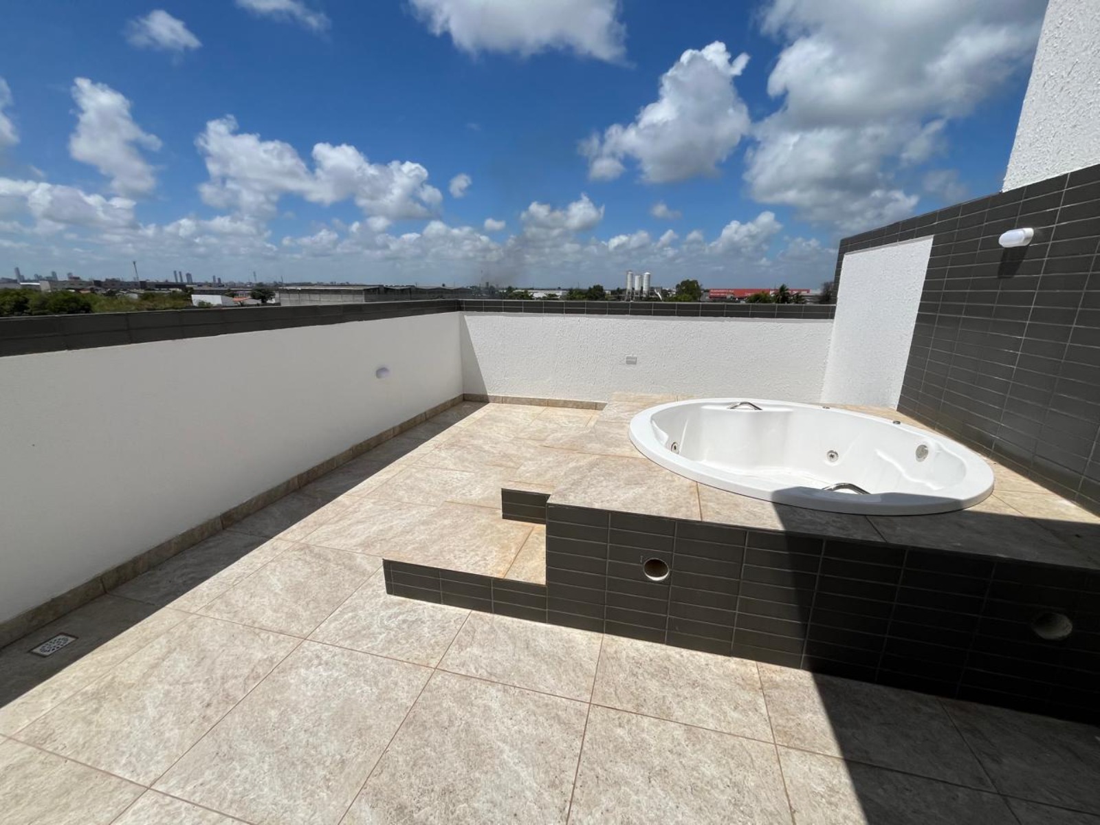 Cobertura à venda com 2 quartos, 91m² - Foto 1