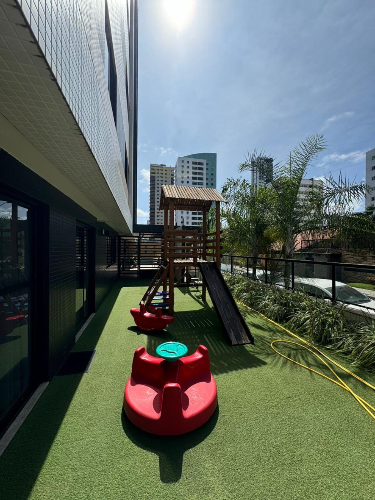 Apartamento à venda com 2 quartos, 64m² - Foto 11