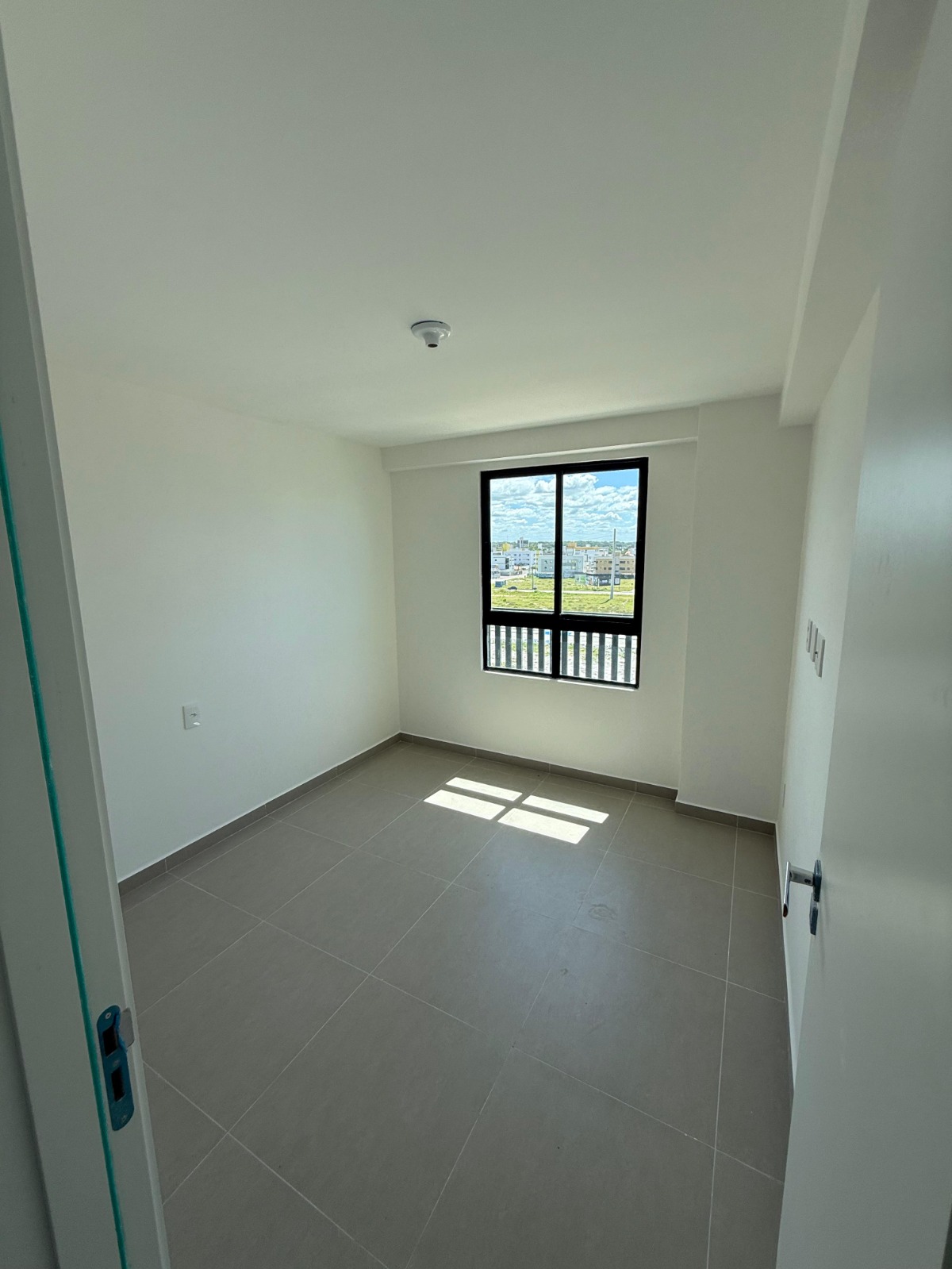 Apartamento à venda com 2 quartos, 58m² - Foto 32