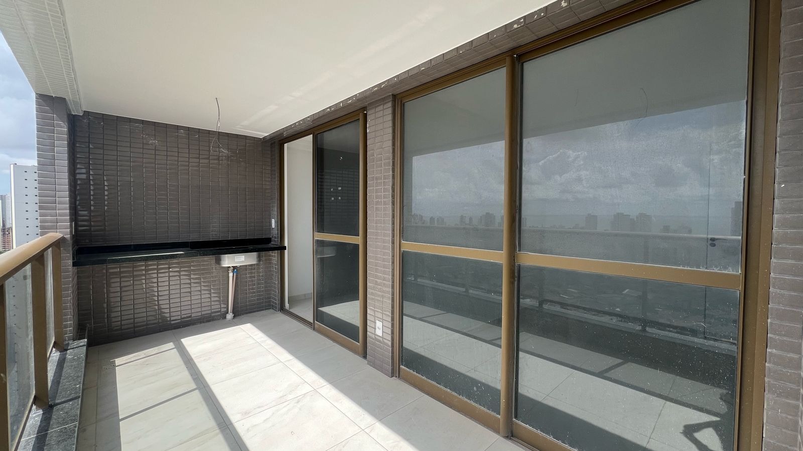 Apartamento à venda com 2 quartos, 62m² - Foto 6