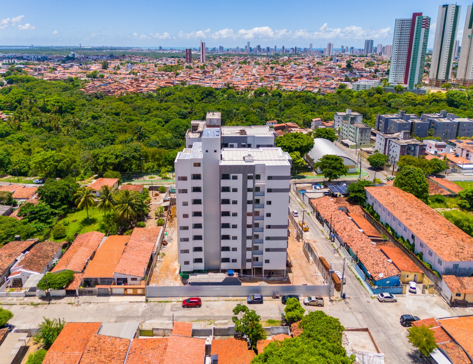 Apartamento à venda com 2 quartos, 46m² - Foto 27