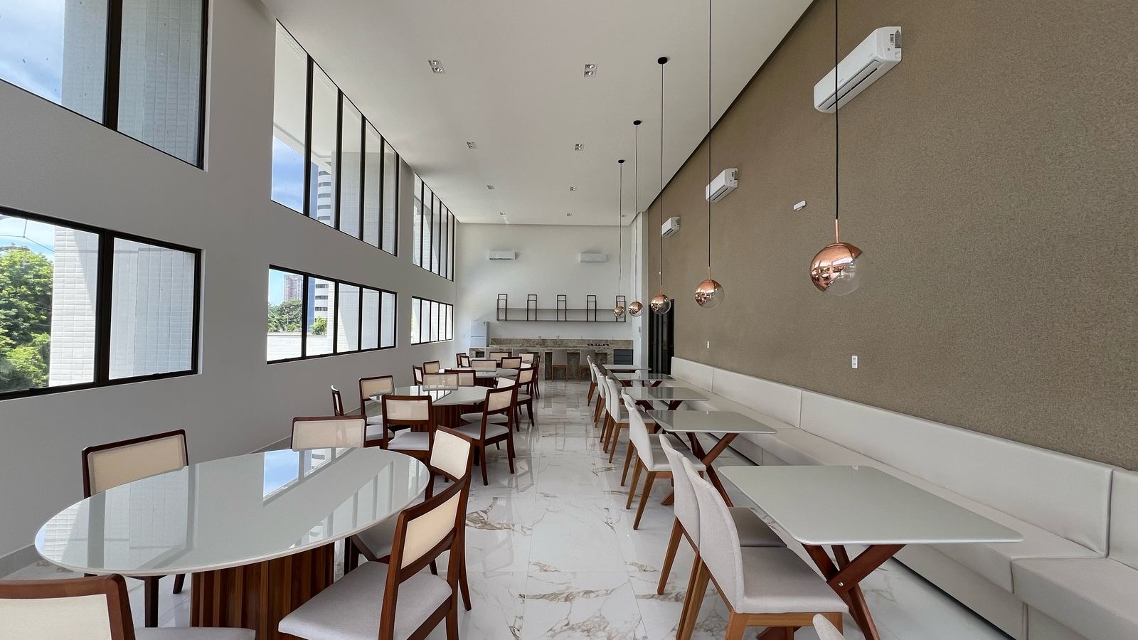 Apartamento à venda com 2 quartos, 62m² - Foto 13
