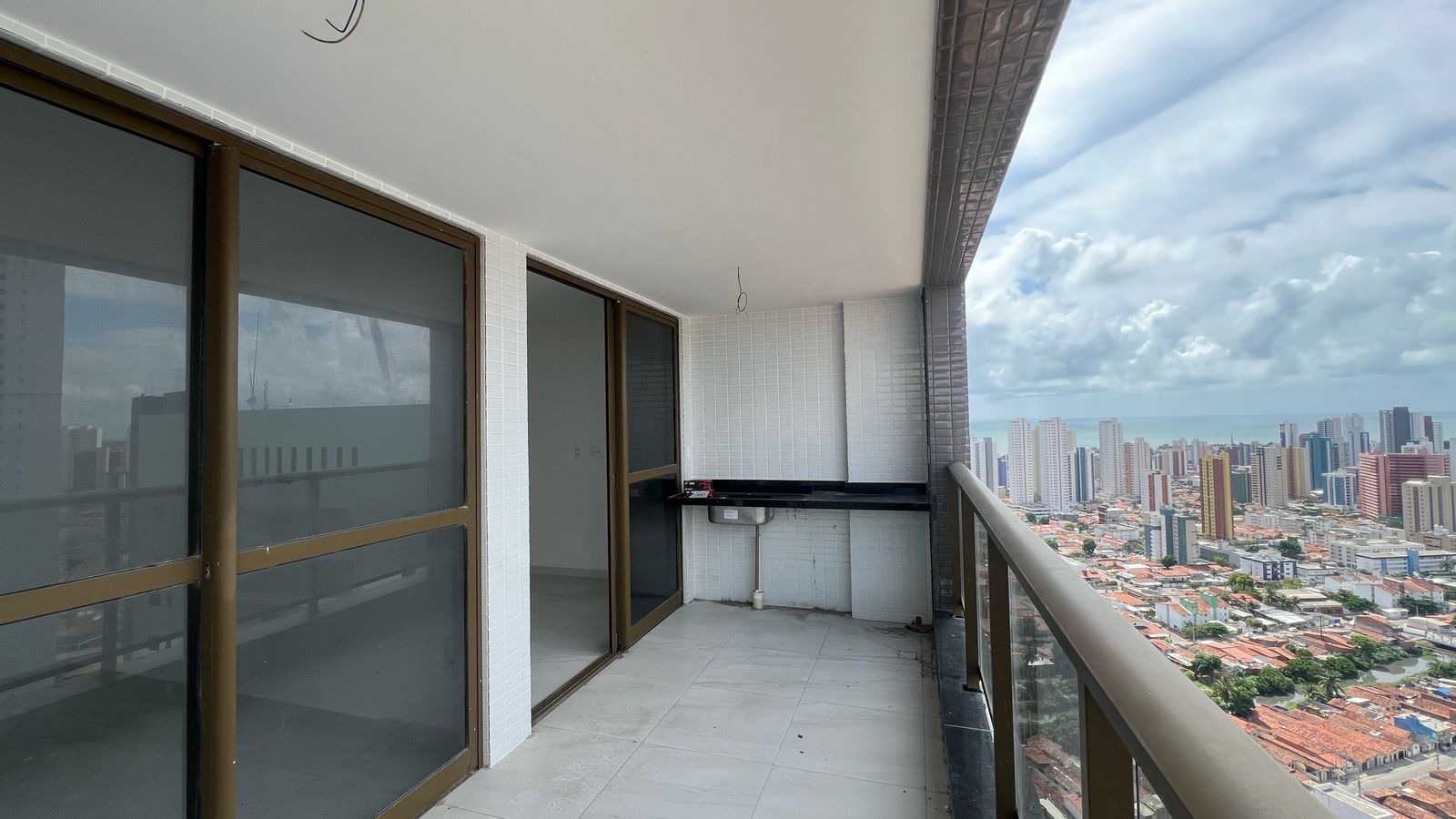 Apartamento à venda com 3 quartos, 76m² - Foto 7