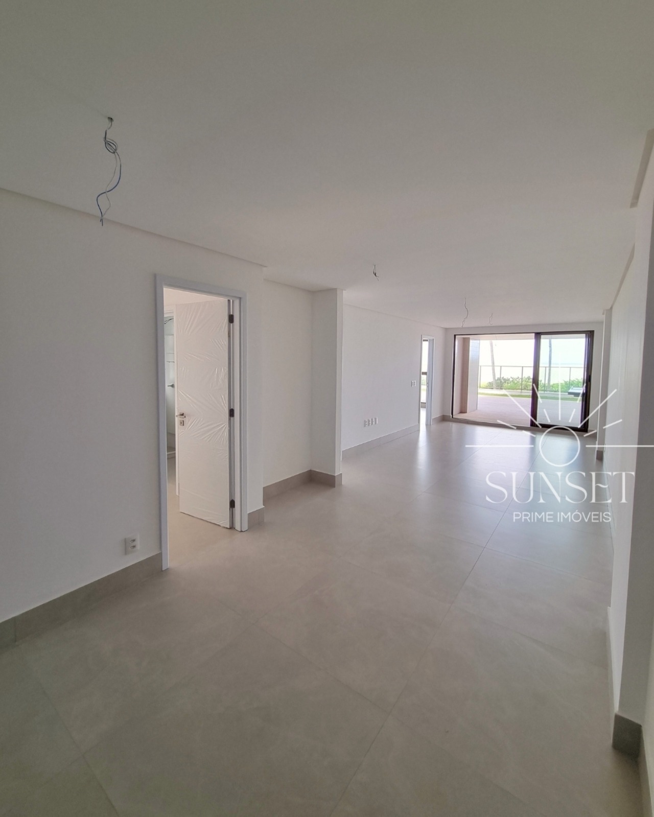 Apartamento, 3 quartos, 240 m² - Foto 2