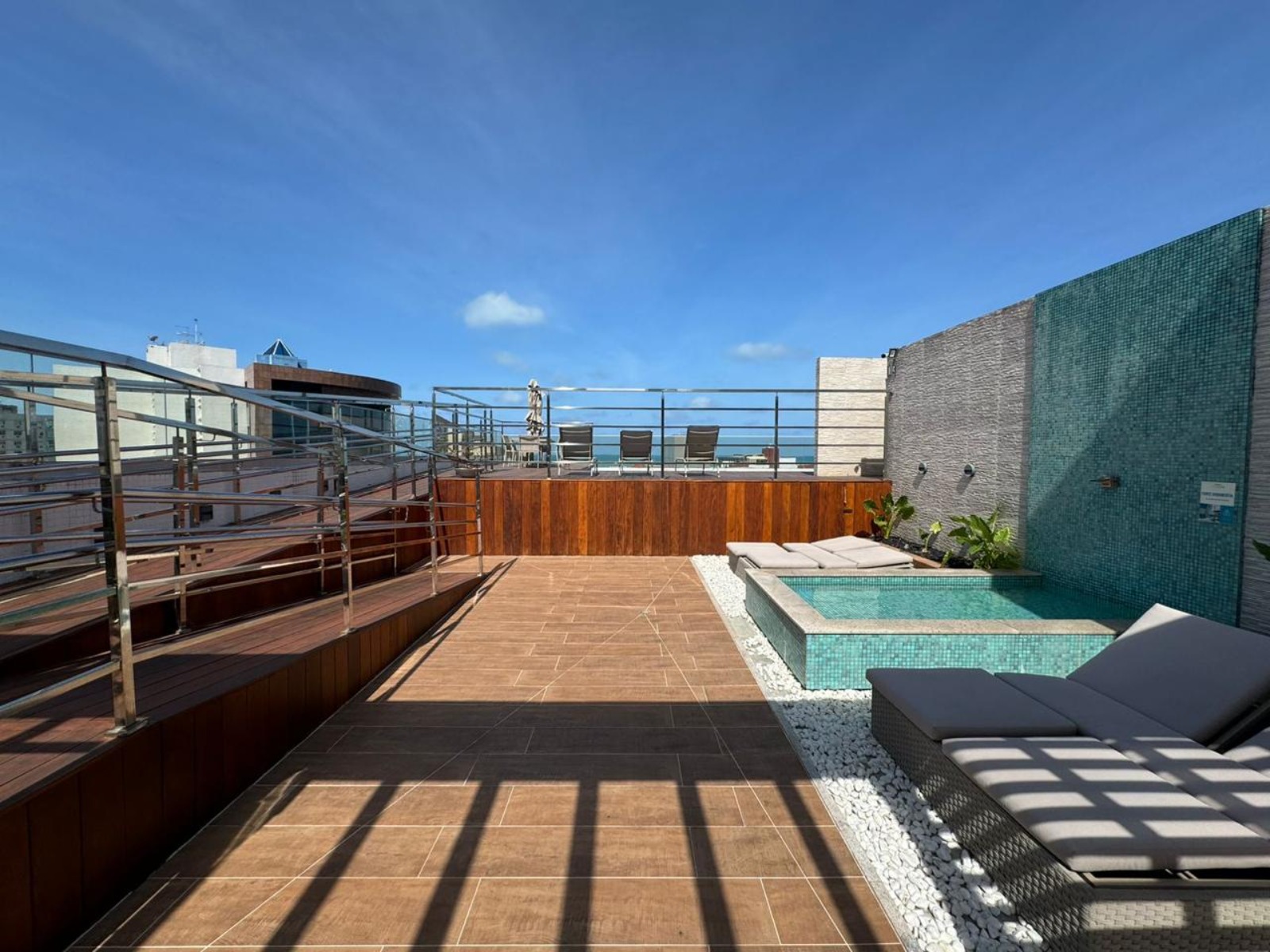 Apartamento à venda com 2 quartos, 64m² - Foto 6