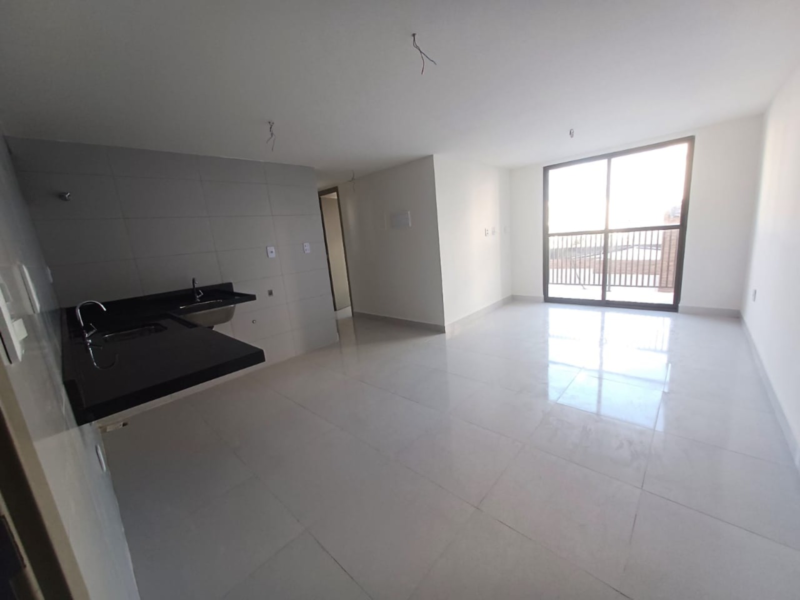 Apartamento à venda com 2 quartos, 51m² - Foto 1