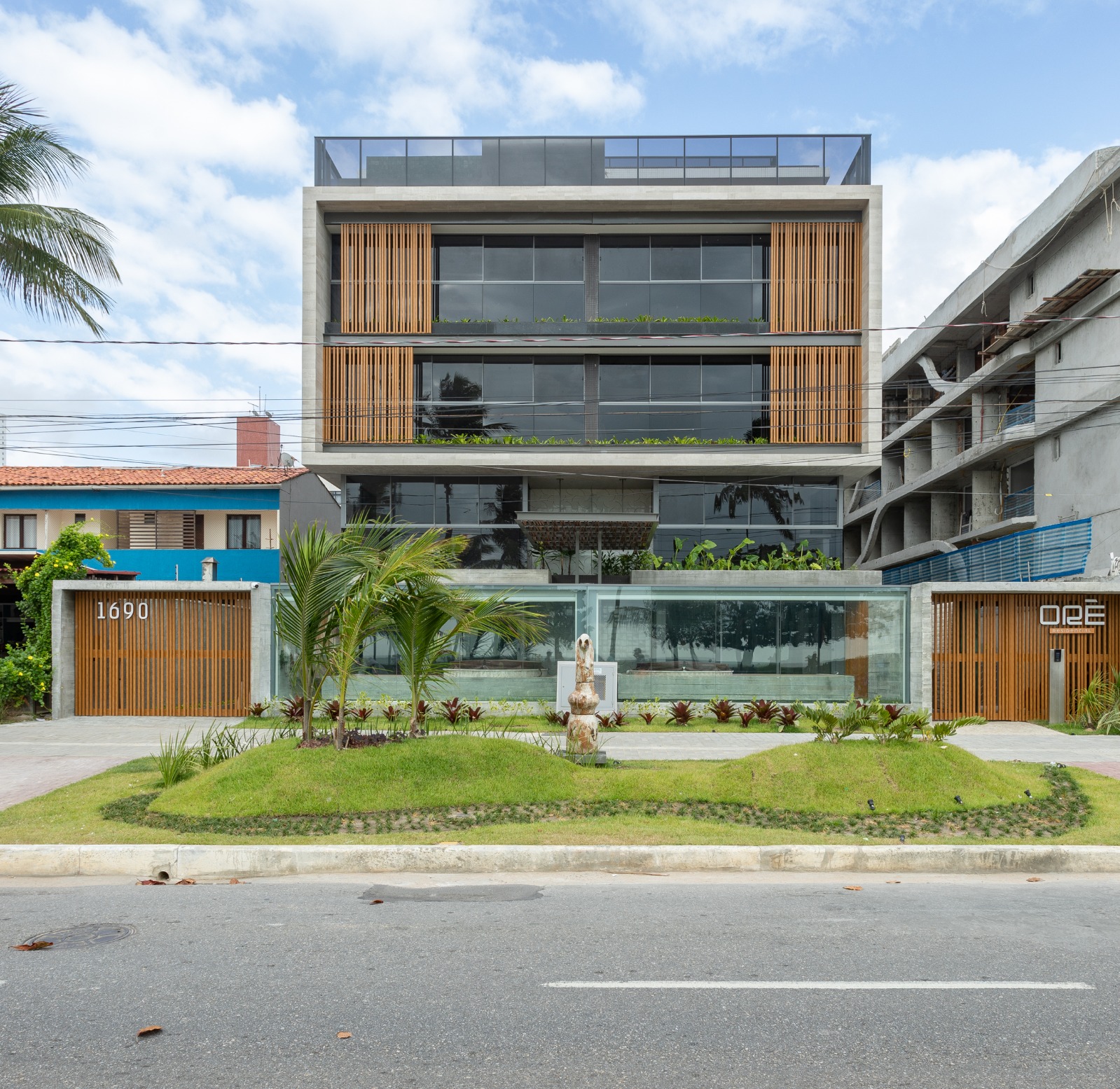 Apartamento à venda com 2 quartos, 168m² - Foto 3