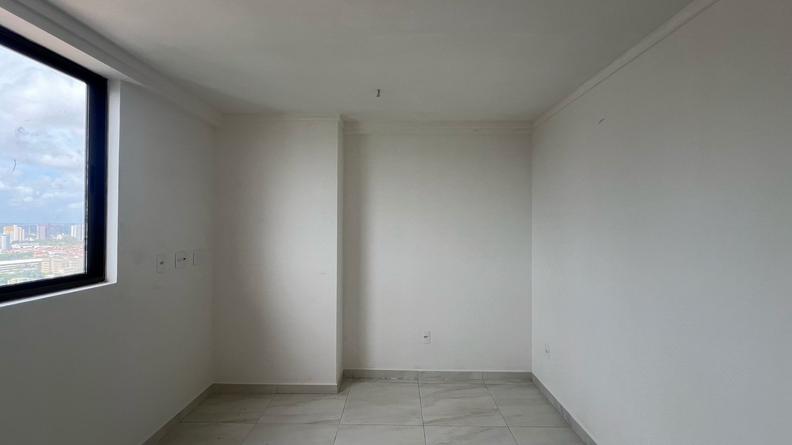 Apartamento à venda com 3 quartos, 76m² - Foto 15