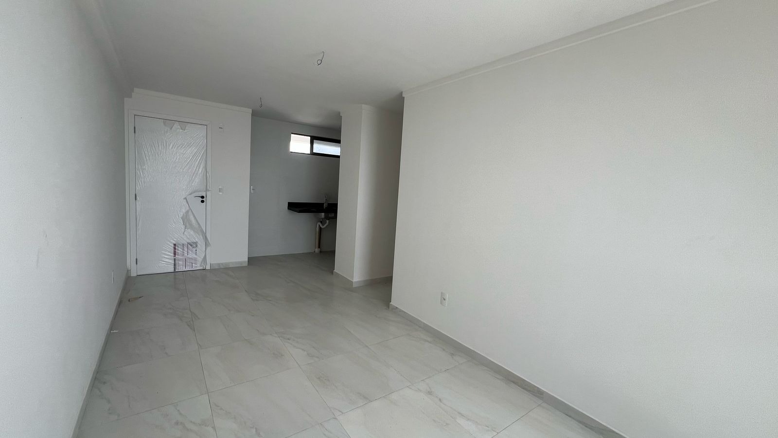 Apartamento à venda com 2 quartos, 62m² - Foto 4