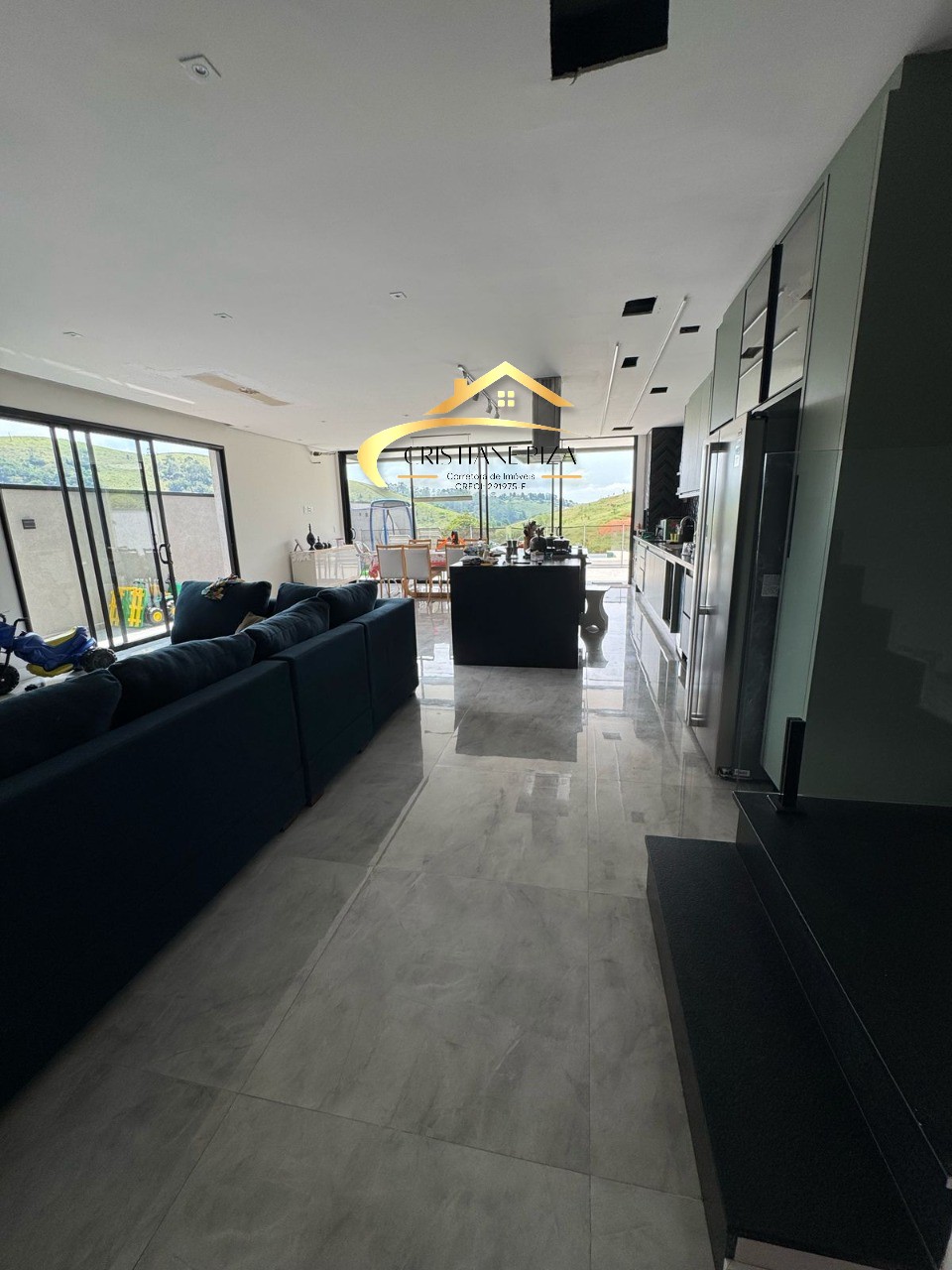 Casa, 3 quartos, 210 m² - Foto 2