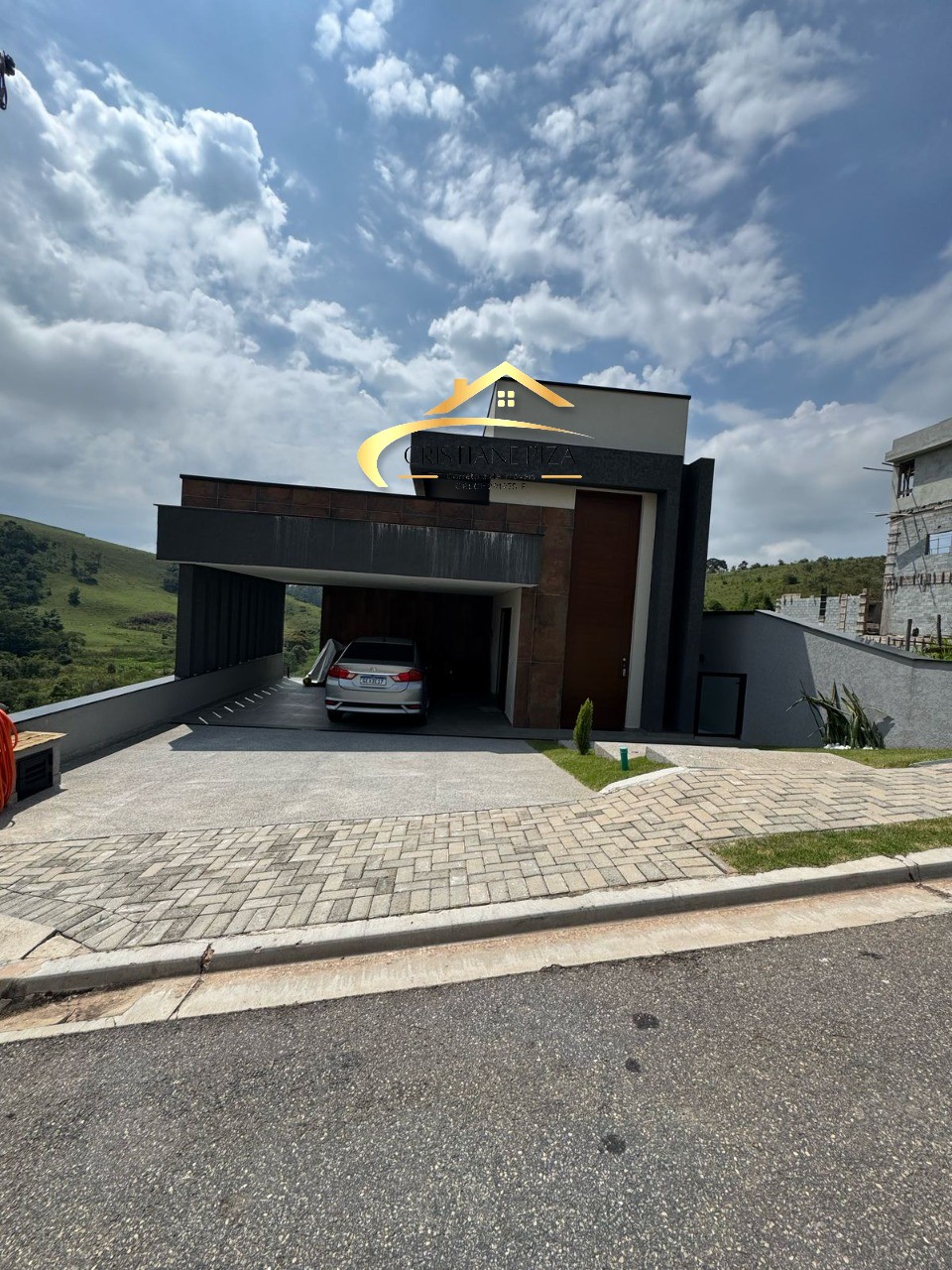 Casa, 3 quartos, 210 m² - Foto 1