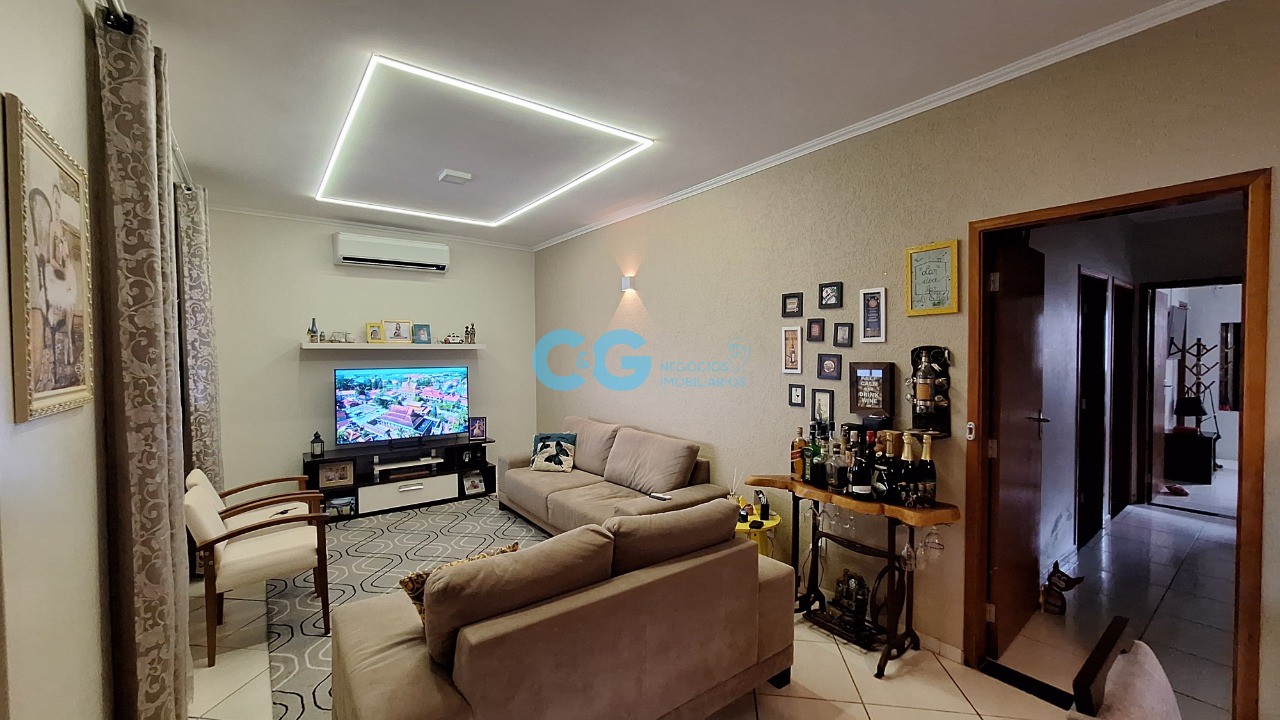 Casa, 3 quartos - Foto 1