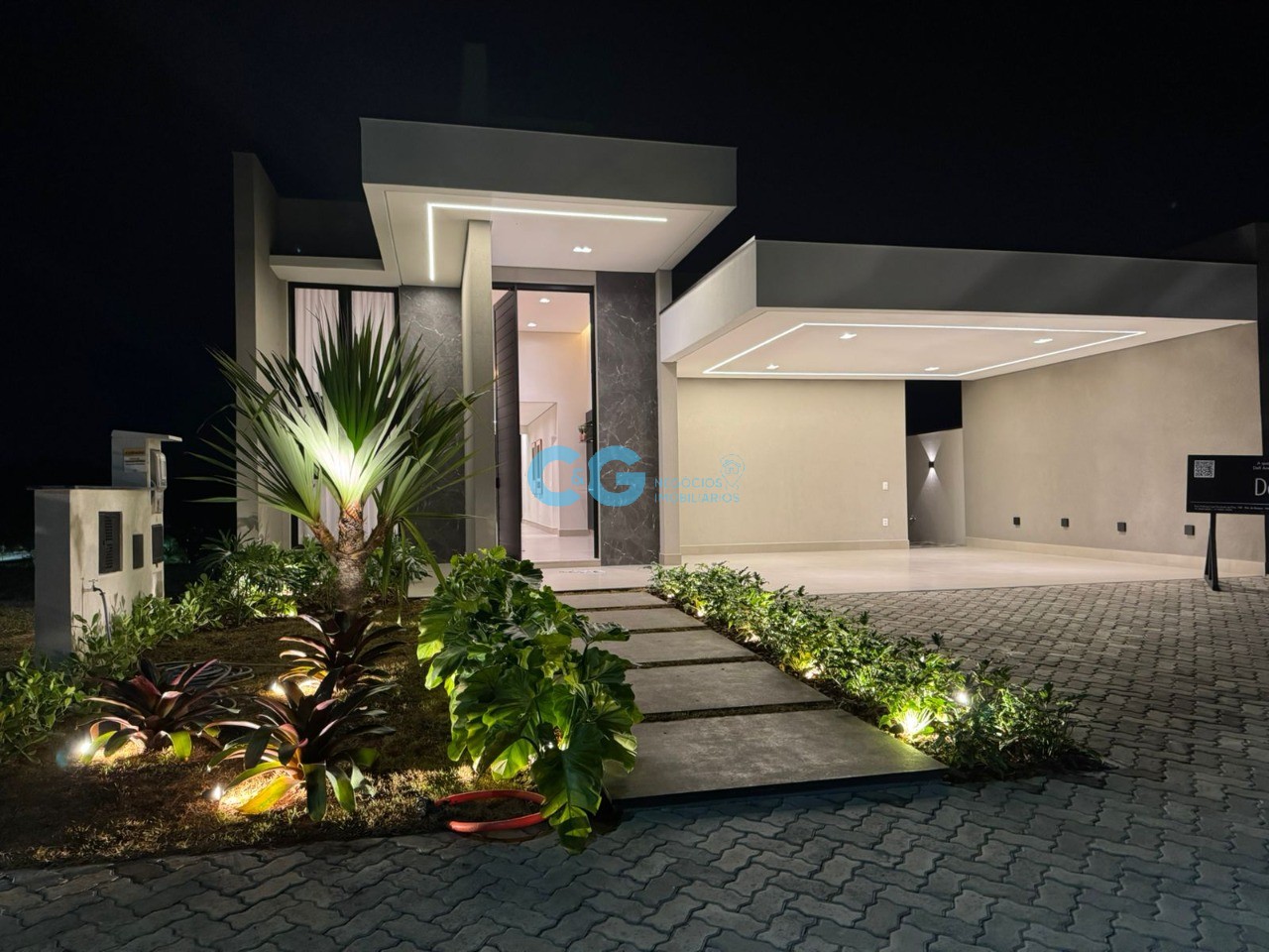 Casa, 3 quartos, 226 m² - Foto 2