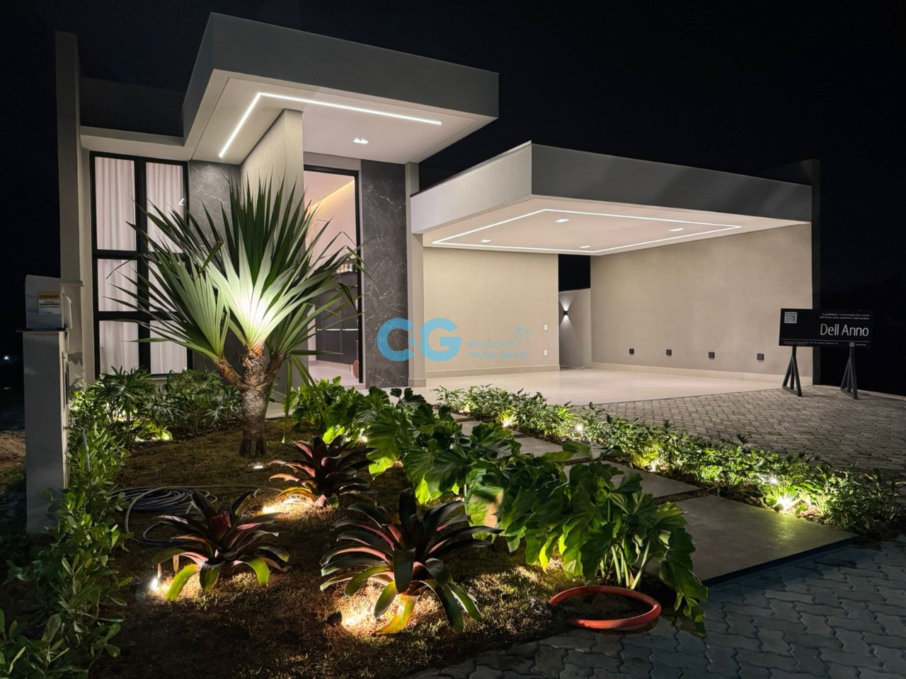 Casa, 3 quartos, 226 m² - Foto 1