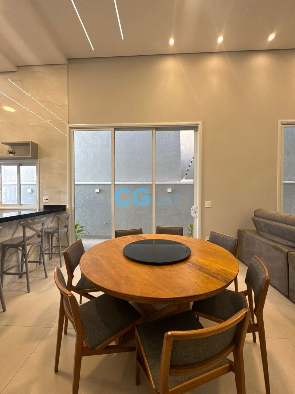 Casa, 3 quartos, 185 m² - Foto 1