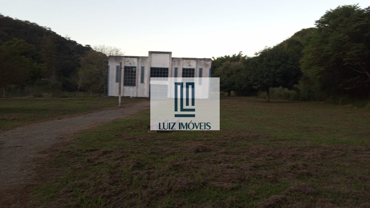 Sítio, 40 quartos, 333800 m² - Foto 9