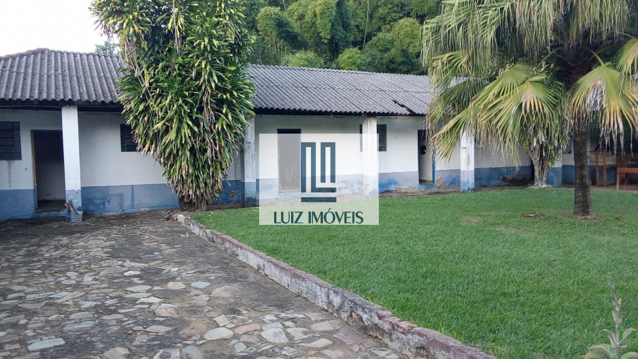 Sítio, 40 quartos, 333800 m² - Foto 35
