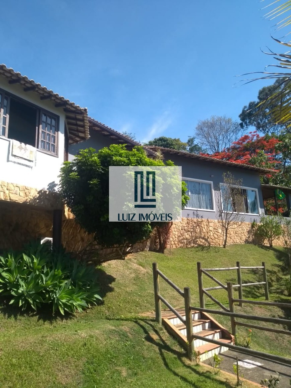 Sítio, 3 quartos, 1300 m² - Foto 1