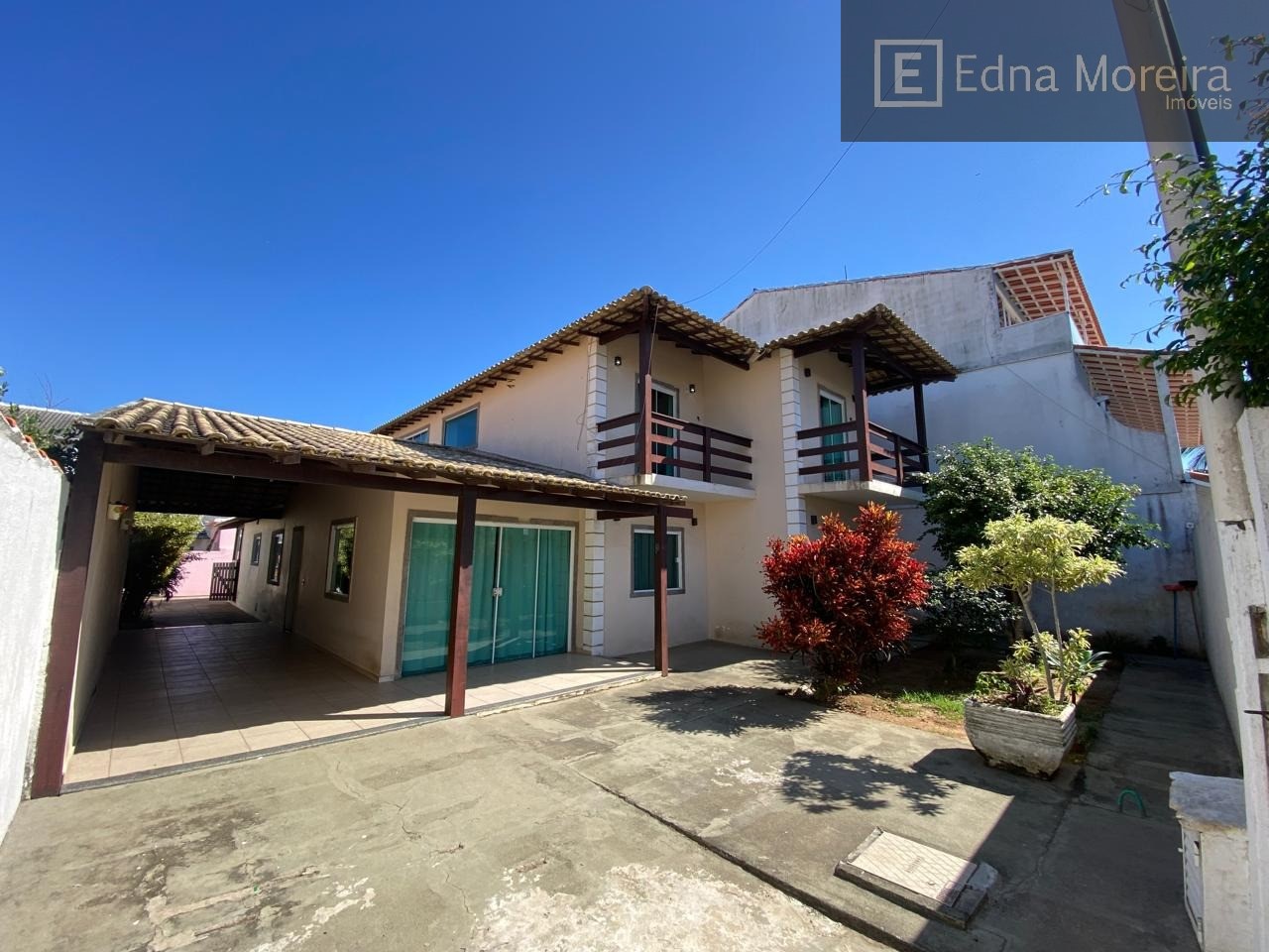 Casa, 5 quartos, 195 m² - Foto 1