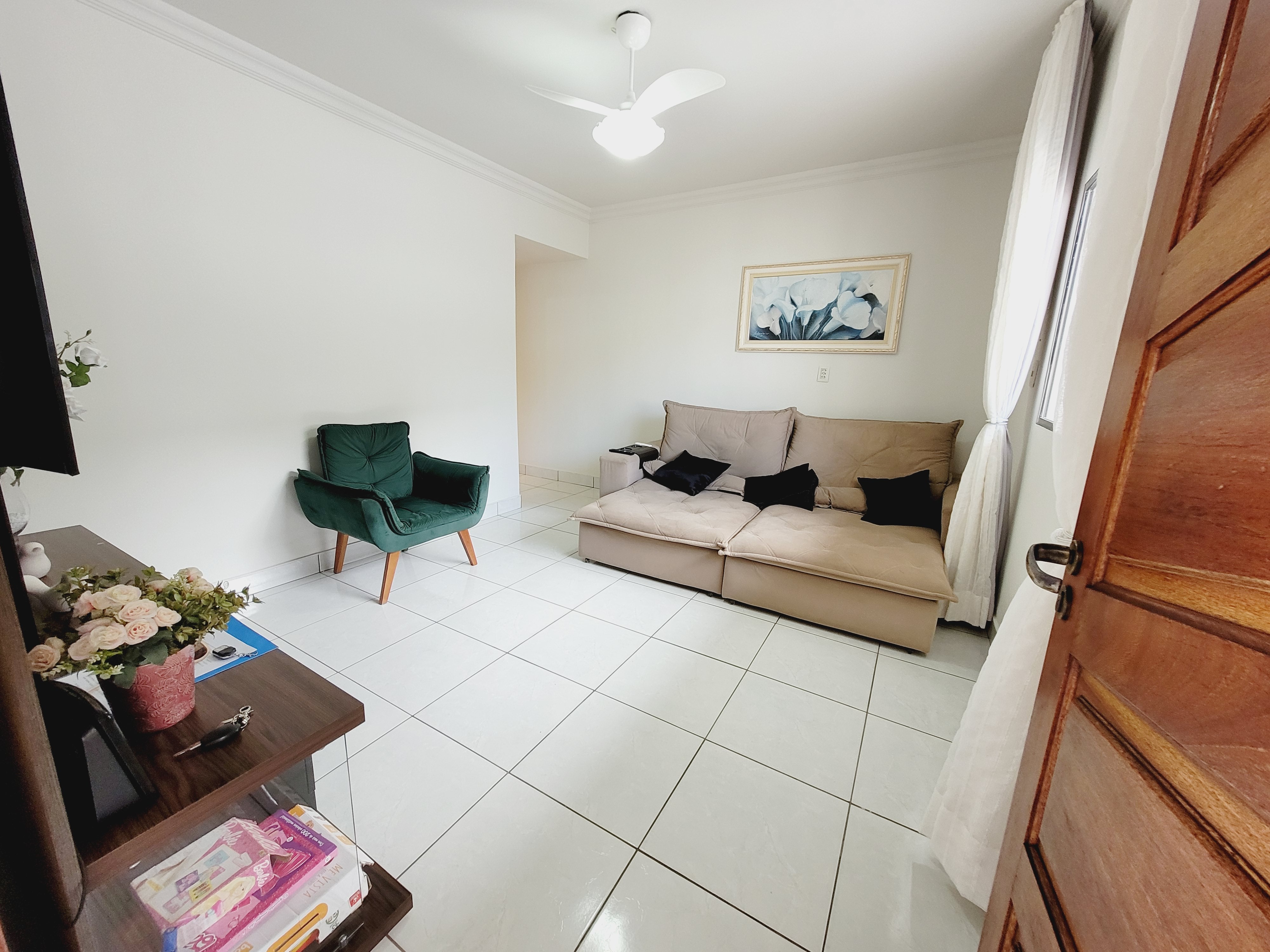 Casa, 8 quartos, 300 m² - Foto 1