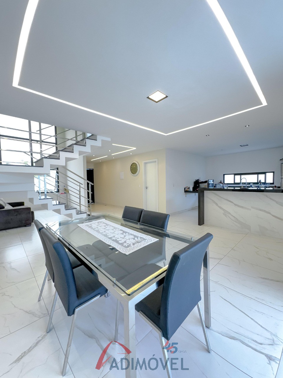 Casa, 3 quartos, 160 m² - Foto 2