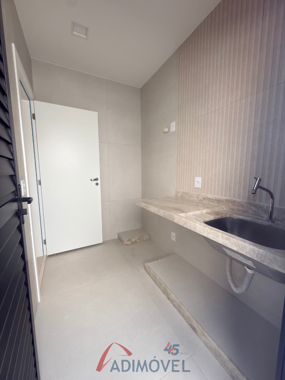 Casa, 3 quartos, 248 m² - Foto 15
