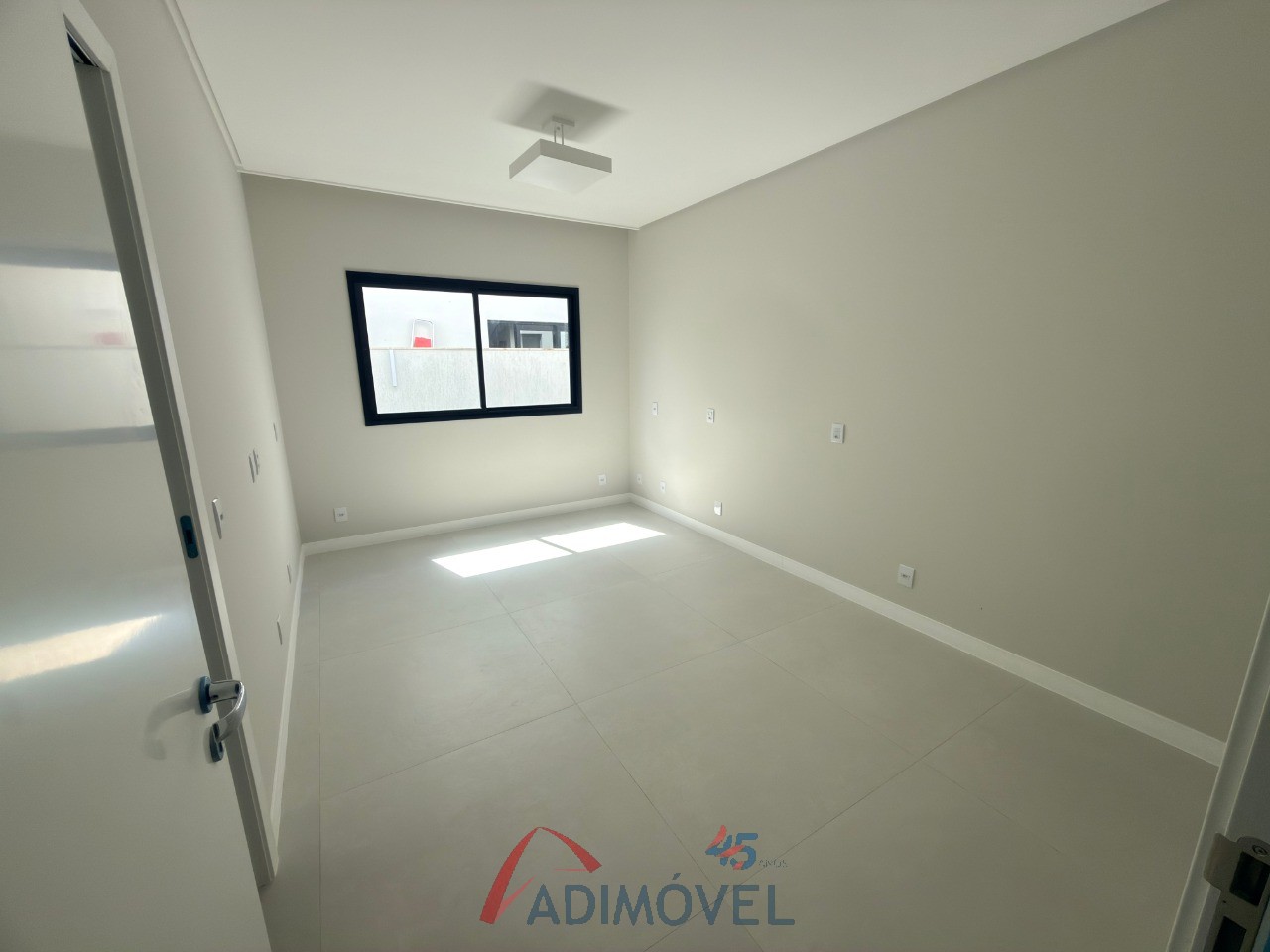 Casa, 3 quartos, 248 m² - Foto 25