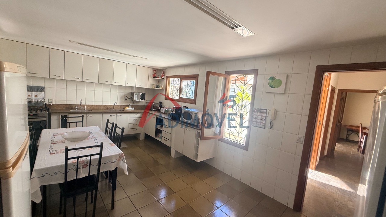Casa, 4 quartos, 315 m² - Foto 11