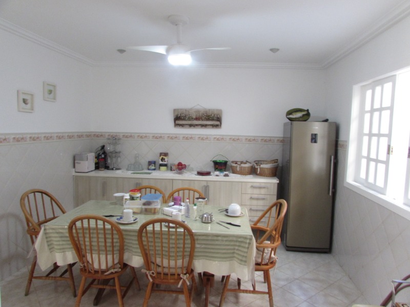 Casa, 4 quartos, 237 m² - Foto 10