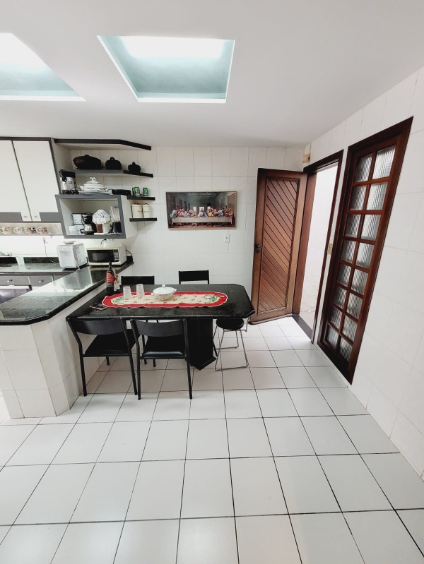 Casa, 3 quartos, 290 m² - Foto 9
