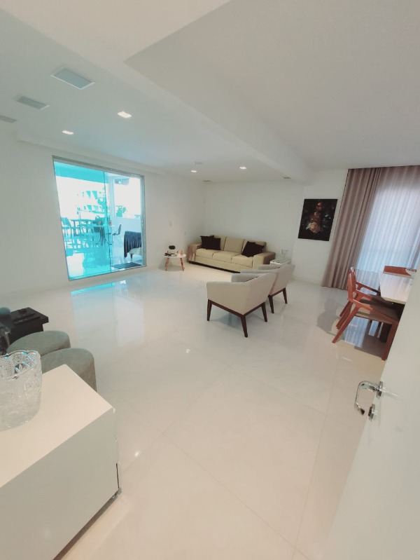Cobertura, 3 quartos, 250 m² - Foto 1