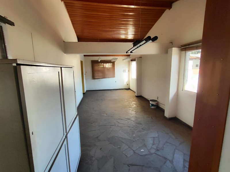 Casa, 3 quartos, 250 m² - Foto 9