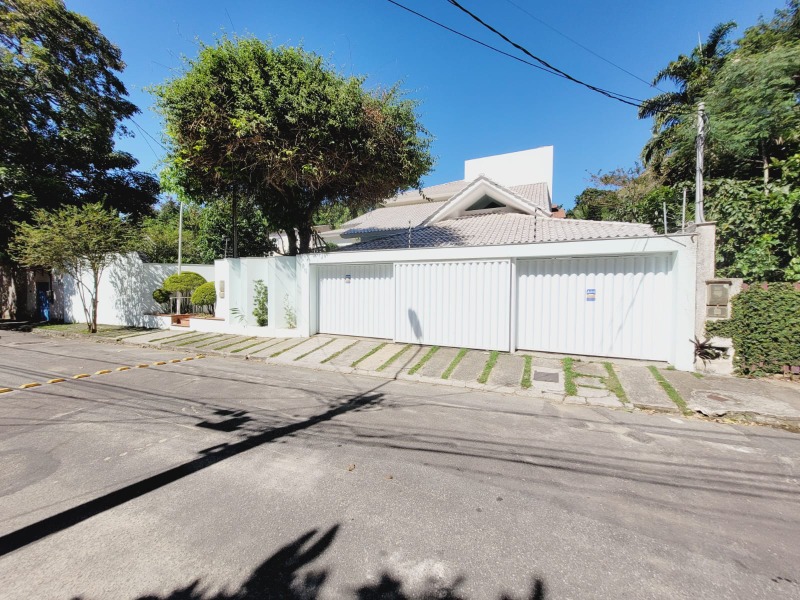 Casa, 5 quartos, 680 m² - Foto 1