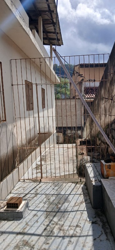 Casa, 4 quartos, 250 m² - Foto 1