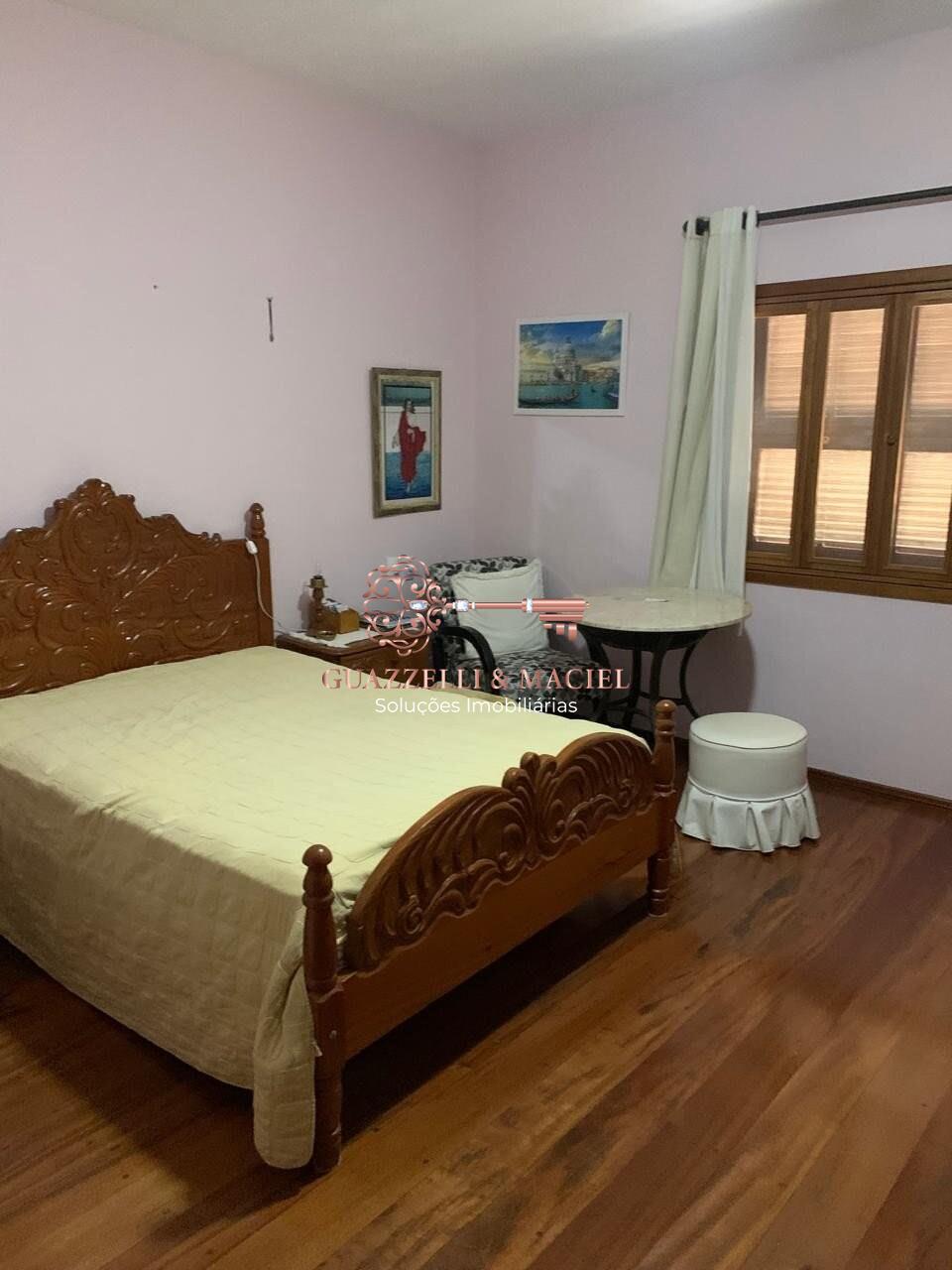 Casa para loca��o no Centro de S�o Roque-SP: 4 quartos, 1 su�te, 4 salas, 5 banheiros, 404,13 m�. Venha conhecer!