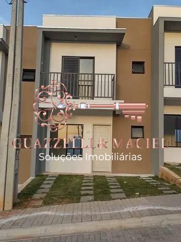 Excelente Casa em Condom�nio no Tabo�o, S�o Roque-SP: 3 Quartos, 1 Su�te, 1 Sala, 1 Banheiro, 2 Vagas de Garagem, 100m�!