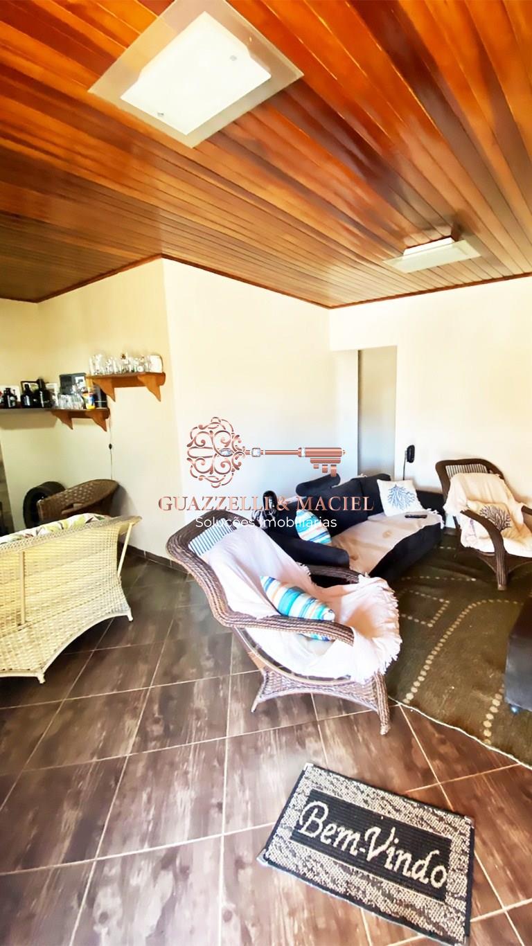 Casa em Marmeleiro, Mairinque - Imperdível oportunidade: Casa à venda em Mairinque-SP, bairro Marmeleiro, 2 quartos, 1 suíte, 2 salas, 3 banheiros, 4 vagas de garagem, 179 m². - Foto 25